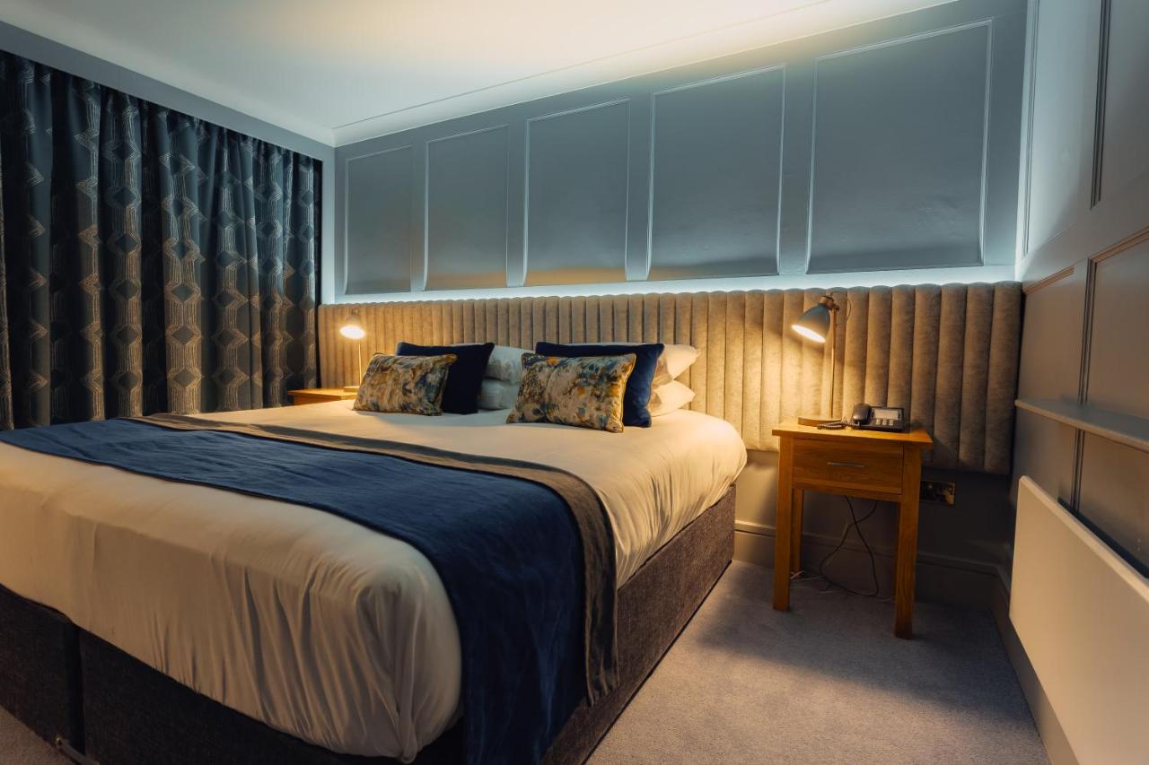 Hotel Imperial Dundalk Bagian luar foto