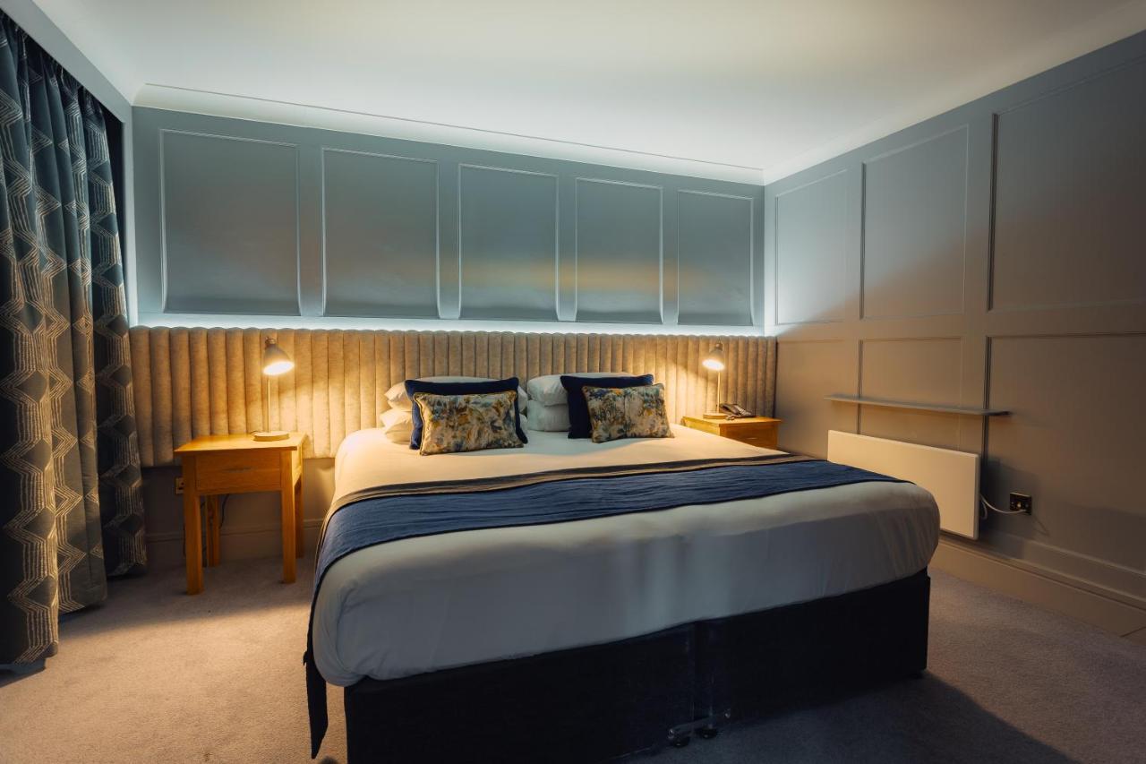 Hotel Imperial Dundalk Bagian luar foto