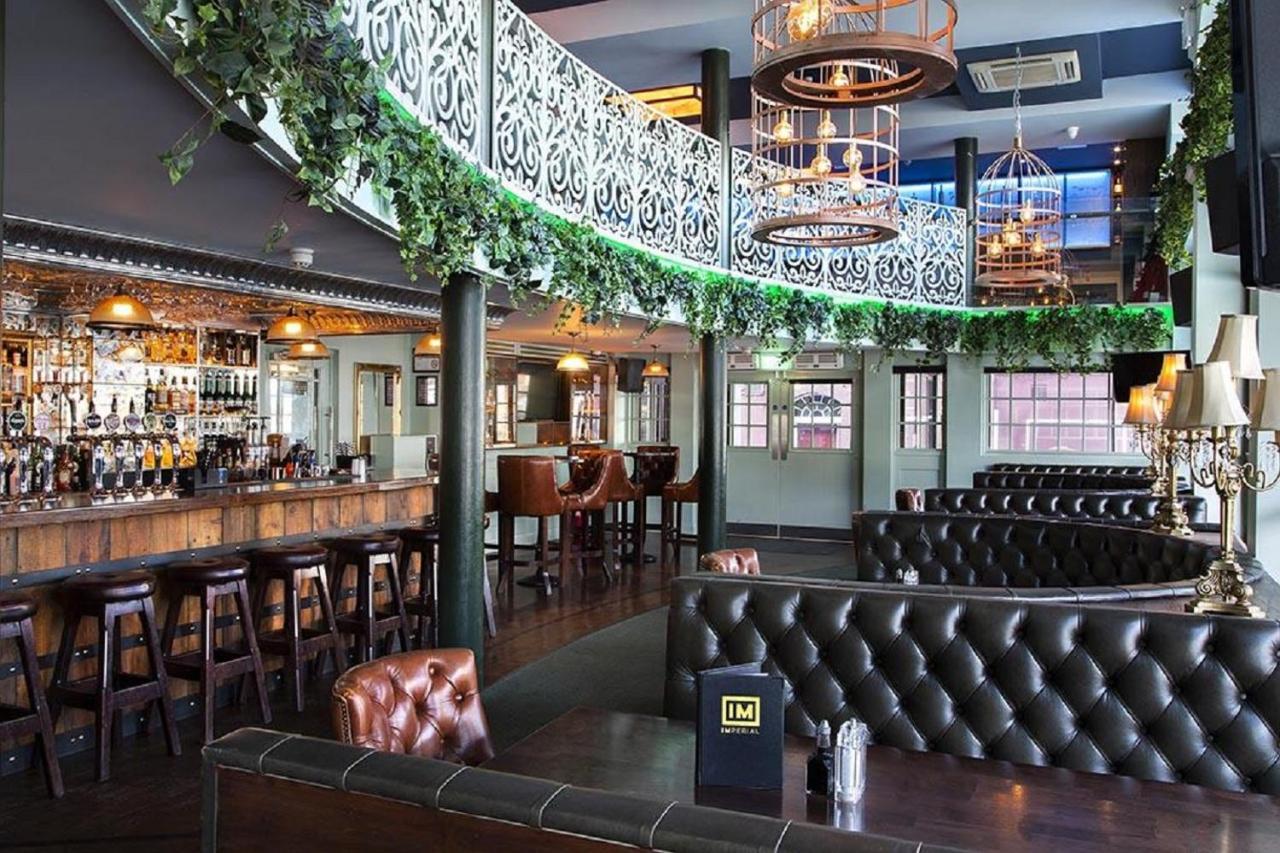 Hotel Imperial Dundalk Bagian luar foto