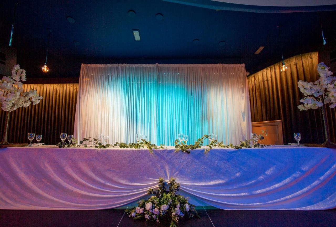 Hotel Imperial Dundalk Bagian luar foto