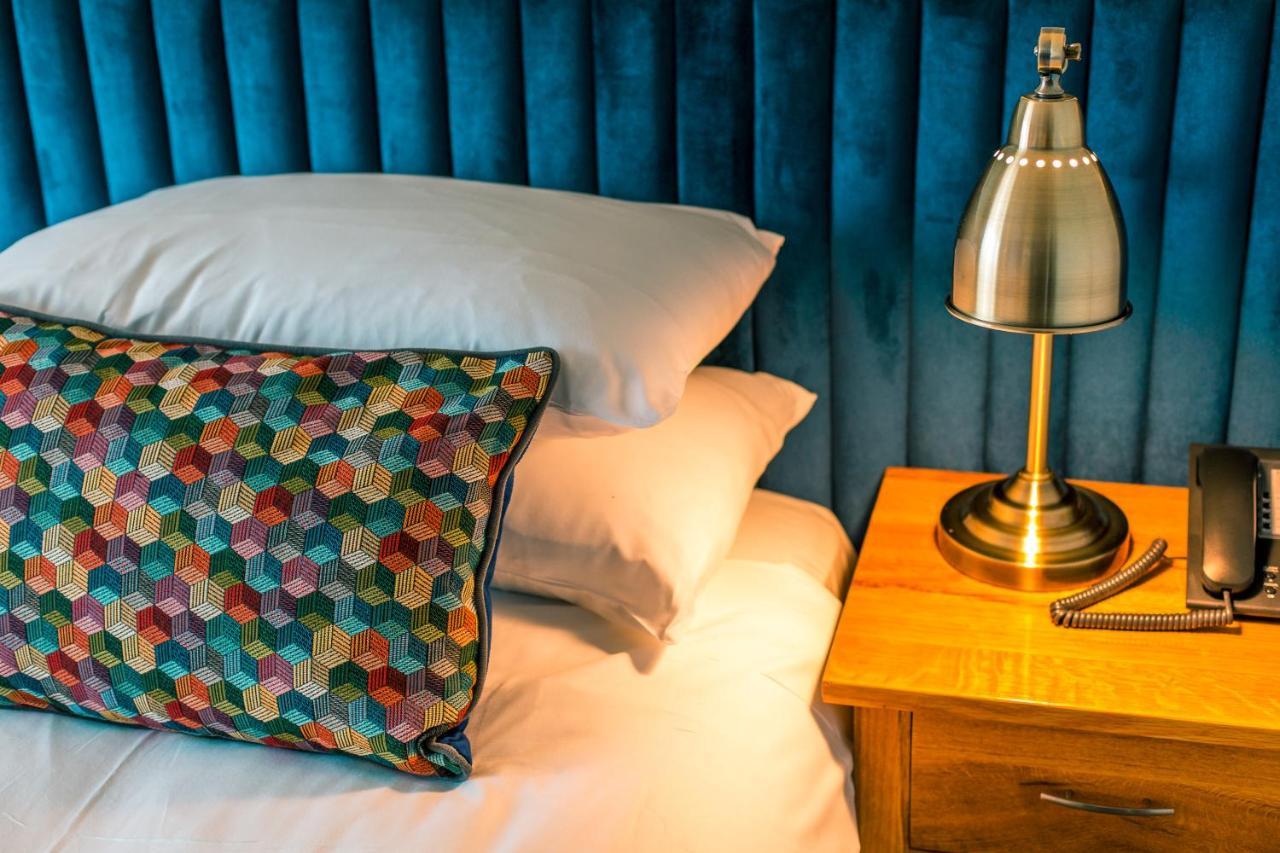 Hotel Imperial Dundalk Bagian luar foto