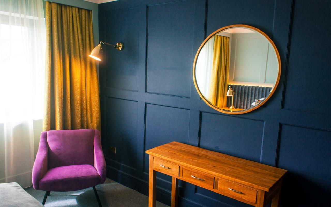 Hotel Imperial Dundalk Bagian luar foto